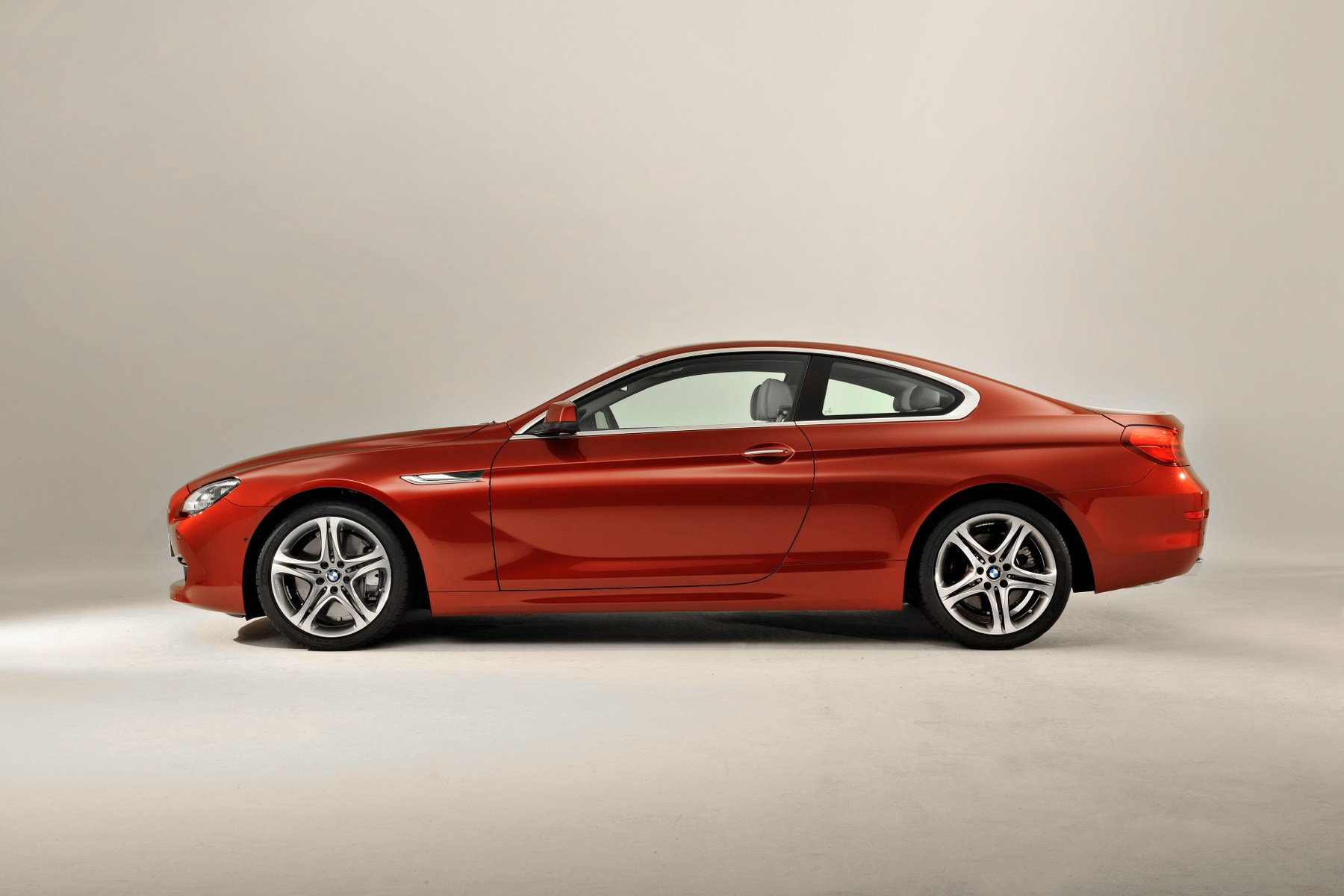 2012-bmw-650i-coupe-31.jpg