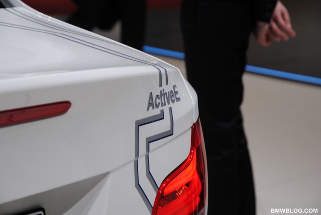 2012-bmw-activeE-3