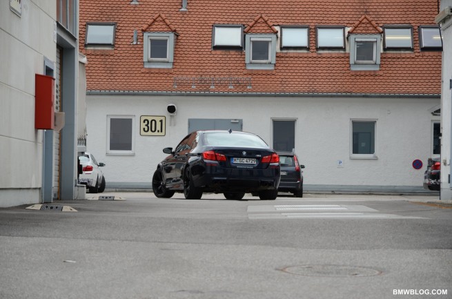 2012-bmw-m5-photos-02