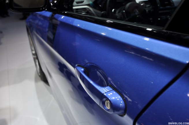 2012-detroit-auto-show--171