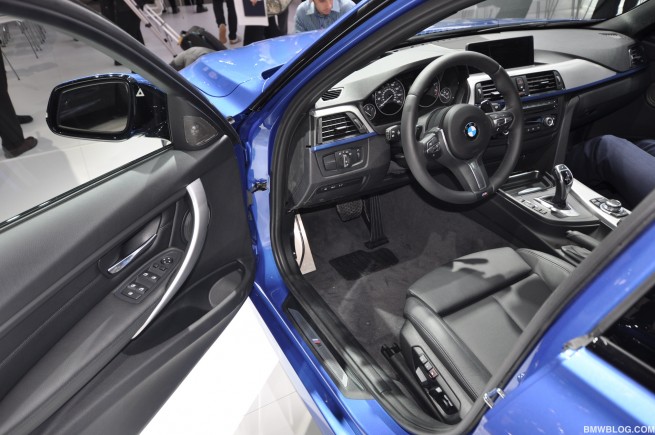 2012-detroit-auto-show--181