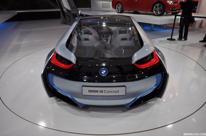 2012-detroit-auto-show--21