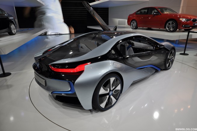 2012-detroit-auto-show--22