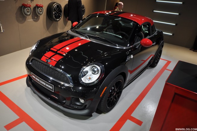 2012-detroit-auto-show--226