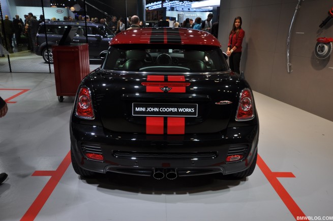 2012-detroit-auto-show--232
