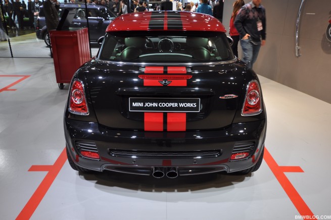 2012-detroit-auto-show--234
