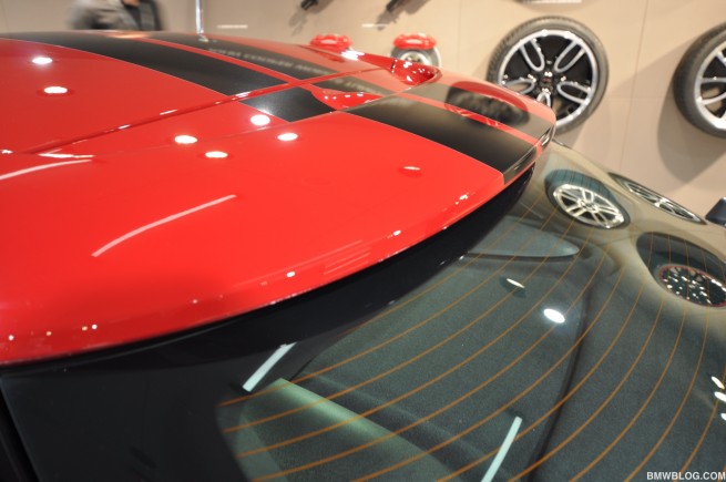 2012-detroit-auto-show--237