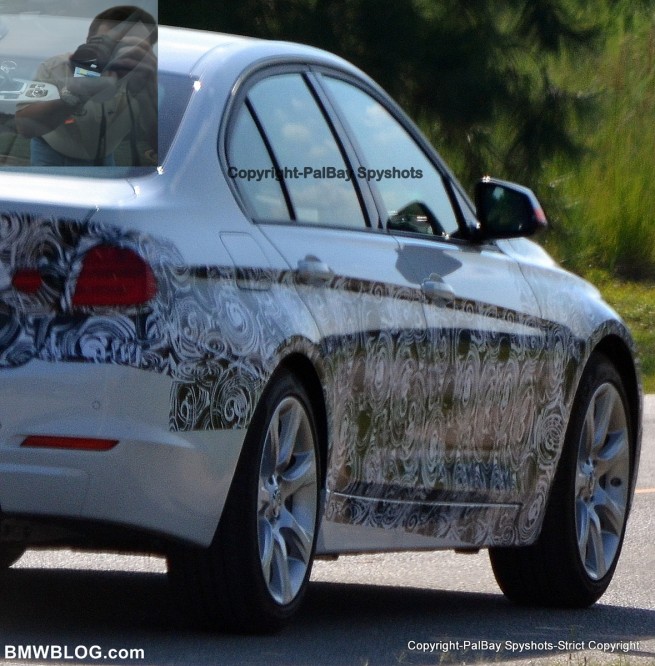 2013-bmw-3-series-sports-line-11