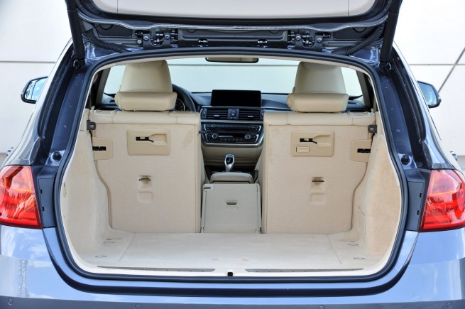 2013-bmw-3-series-touring-09