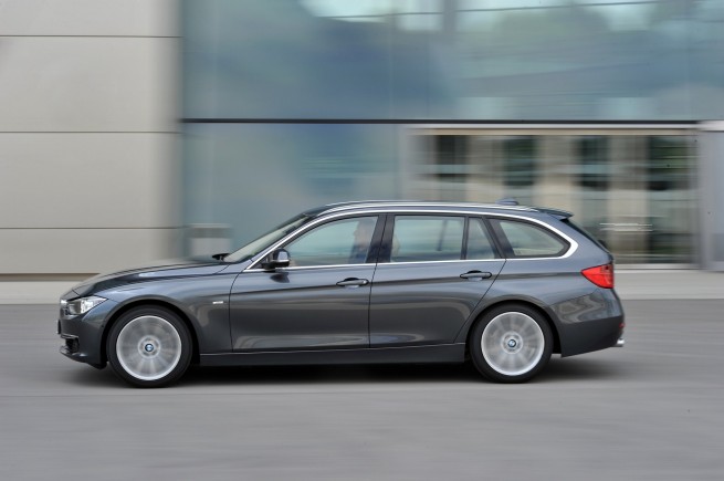 2013-bmw-3-series-touring-100