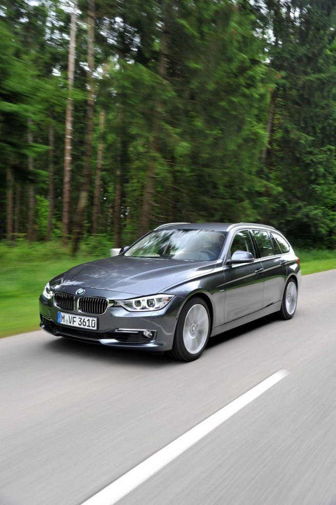 2013-bmw-3-series-touring-117