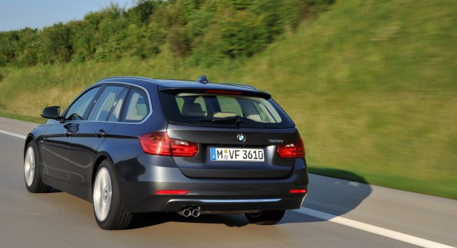 2013-bmw-3-series-touring-121