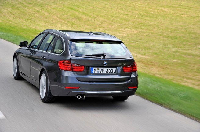 2013-bmw-3-series-touring-128
