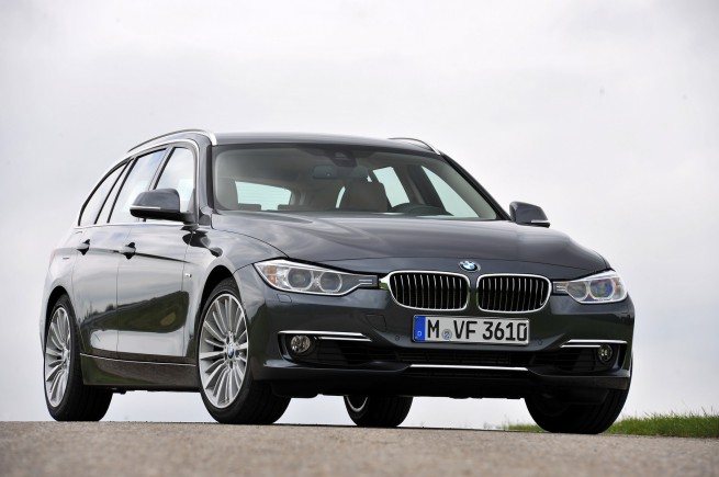 2013-bmw-3-series-touring-154