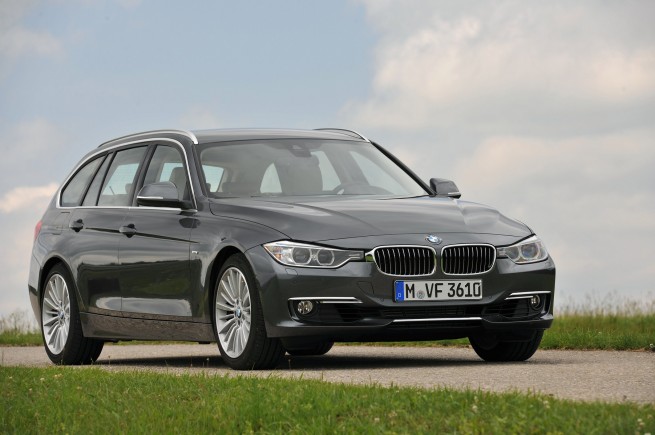 2013-bmw-3-series-touring-157