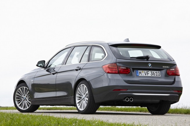 2013-bmw-3-series-touring-158