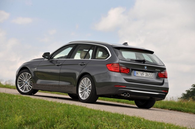 2013-bmw-3-series-touring-162