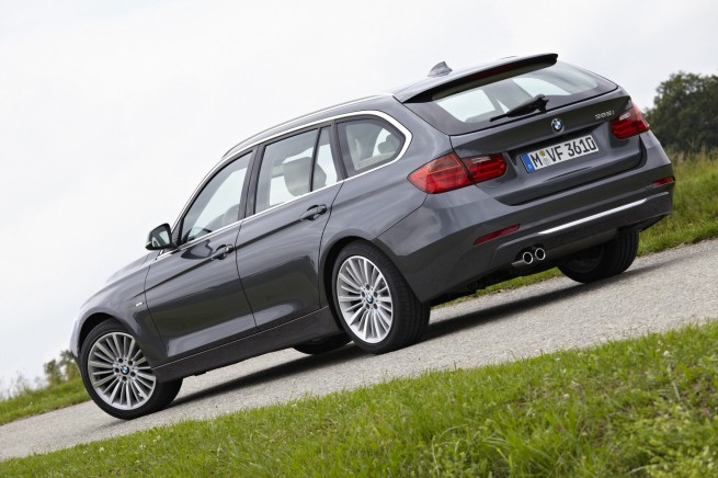 2013-bmw-3-series-touring-163