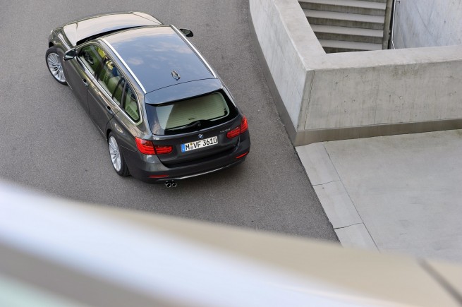 2013-bmw-3-series-touring-178