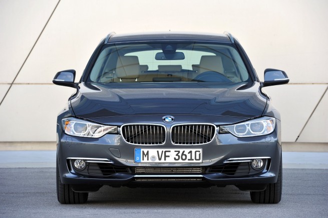 2013-bmw-3-series-touring-180