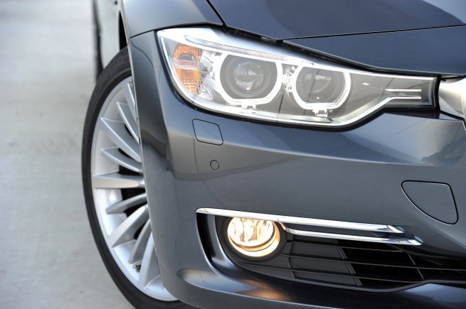 2013-bmw-3-series-touring-194