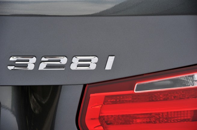 2013-bmw-3-series-touring-198