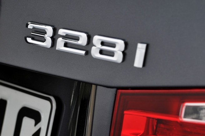 2013-bmw-3-series-touring-199