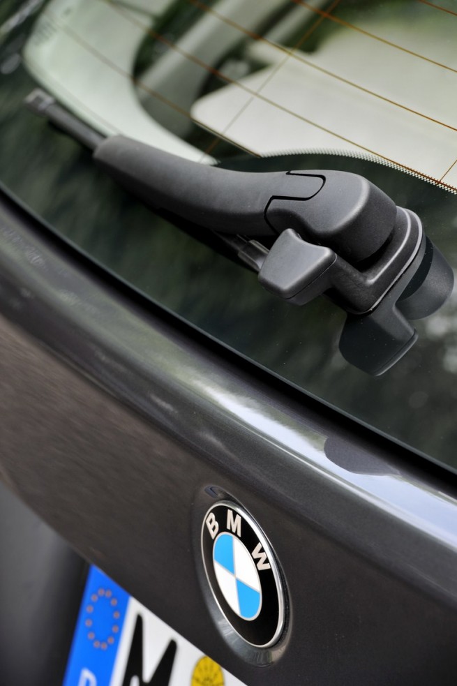 2013-bmw-3-series-touring-207