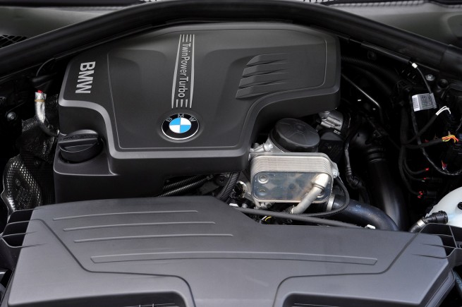 2013-bmw-3-series-touring-21