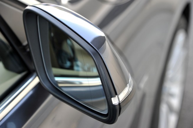 2013-bmw-3-series-touring-216
