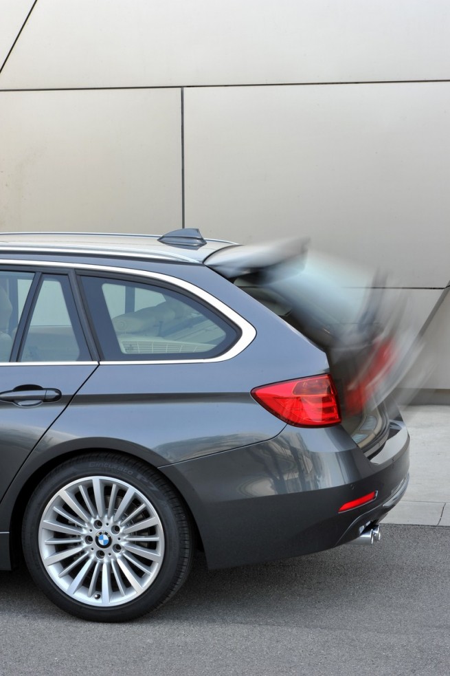 2013-bmw-3-series-touring-222