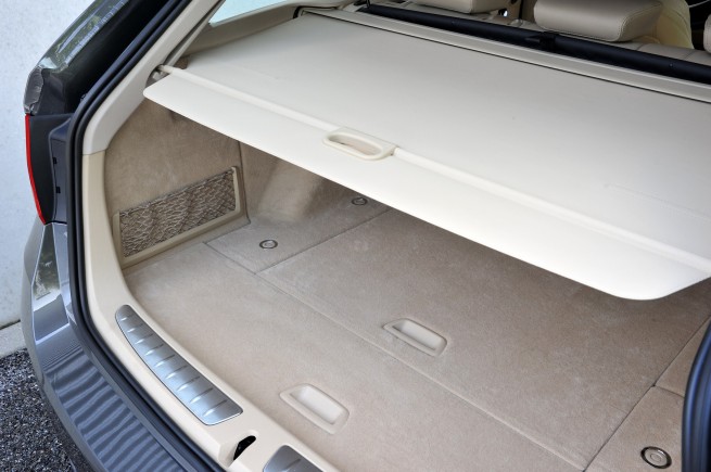 2013-bmw-3-series-touring-249