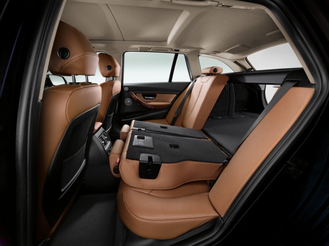 2013-bmw-3-series-touring-31