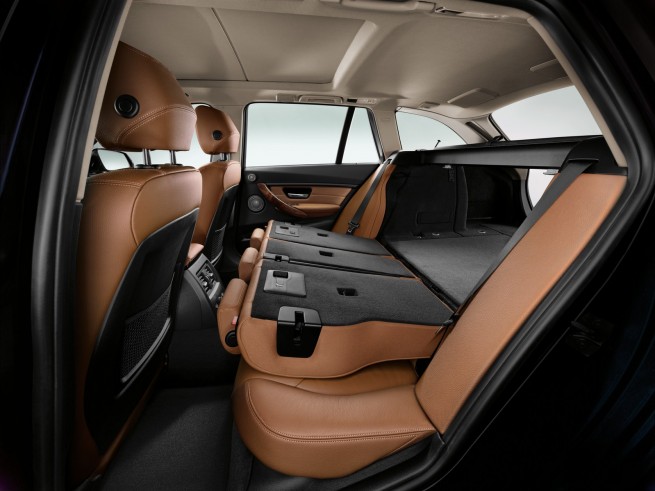 2013-bmw-3-series-touring-32