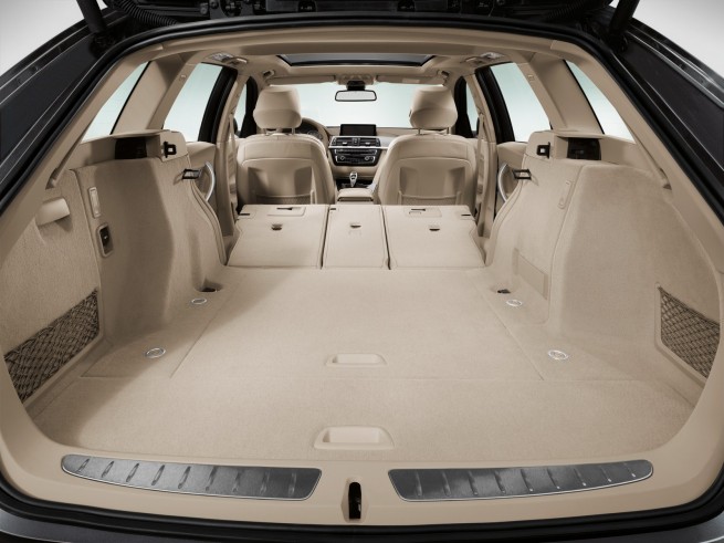 2013-bmw-3-series-touring-33