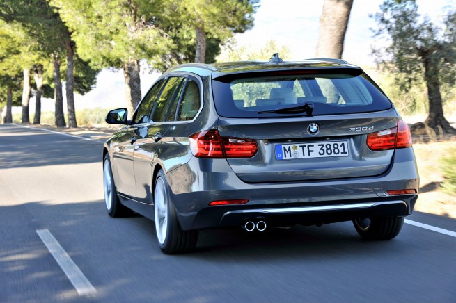 2013-bmw-3-series-touring-41