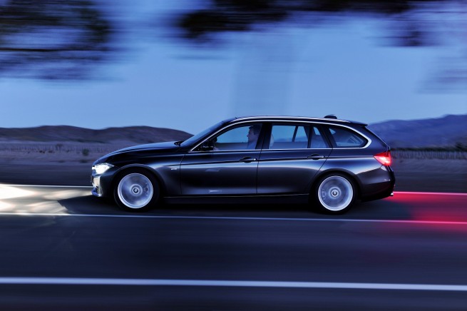 2013-bmw-3-series-touring-47