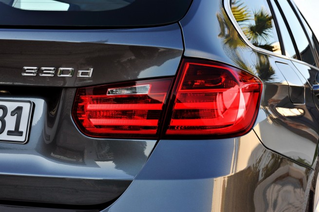 2013-bmw-3-series-touring-50