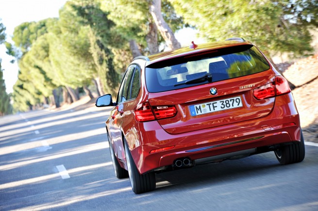 2013-bmw-3-series-touring-59