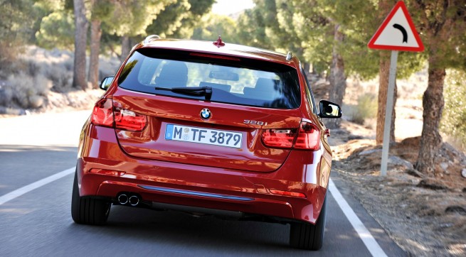 2013-bmw-3-series-touring-62