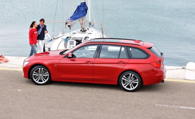 2013-bmw-3-series-touring-66