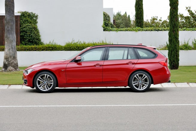 2013-bmw-3-series-touring-74