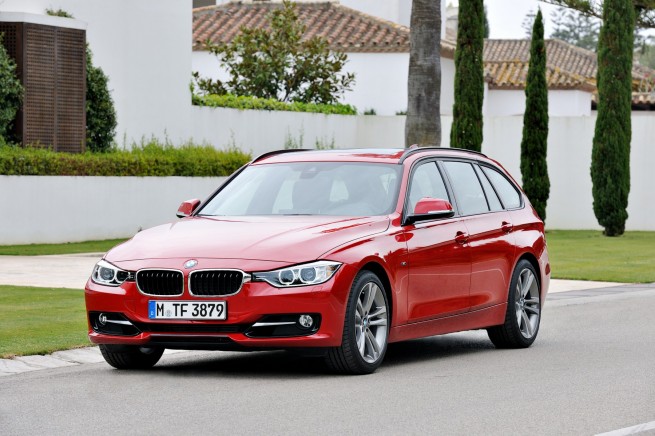 2013-bmw-3-series-touring-75