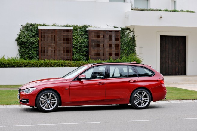 2013-bmw-3-series-touring-76