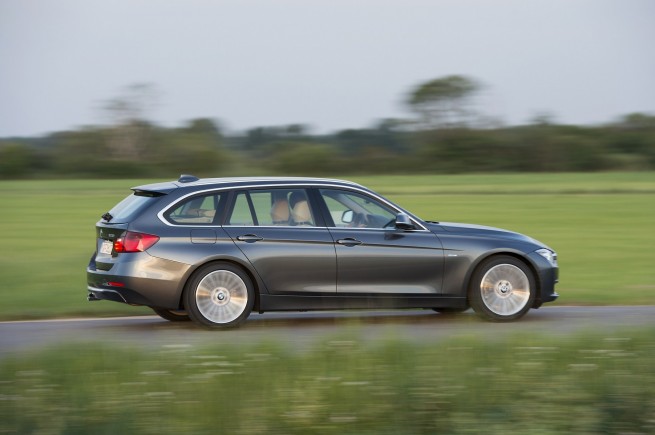 2013-bmw-3-series-touring-82