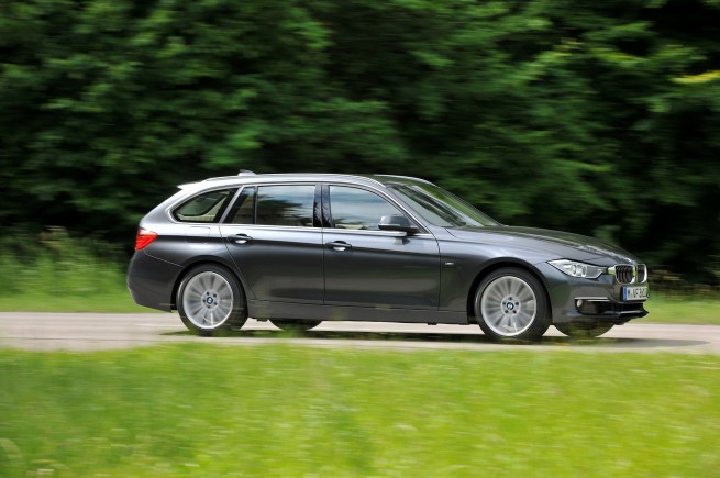 2013-bmw-3-series-touring-85