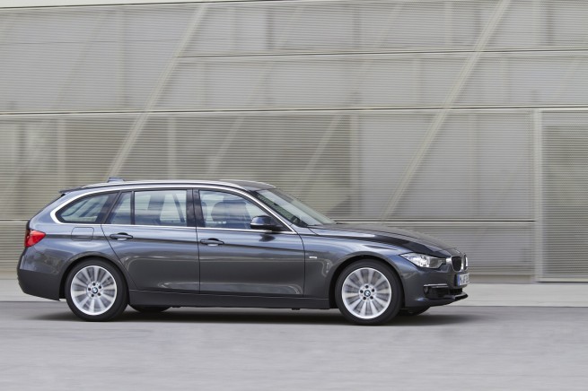 2013-bmw-3-series-touring-92