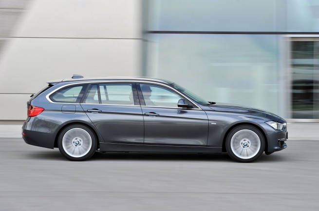 2013-bmw-3-series-touring-94