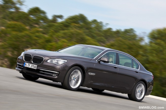 2013-bmw-7-series-07