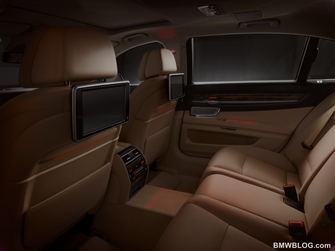 2013-bmw-7-series-17